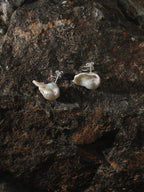 FISHTAIL TIDE · Baroque Pearl Stud Earrings