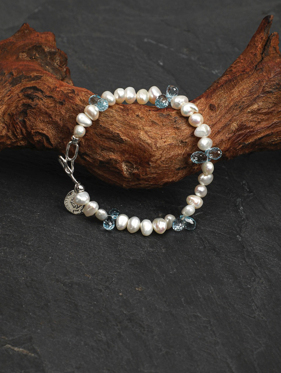 LUCENT RIPPLE · Blue Topaz & Pearl Bracelet