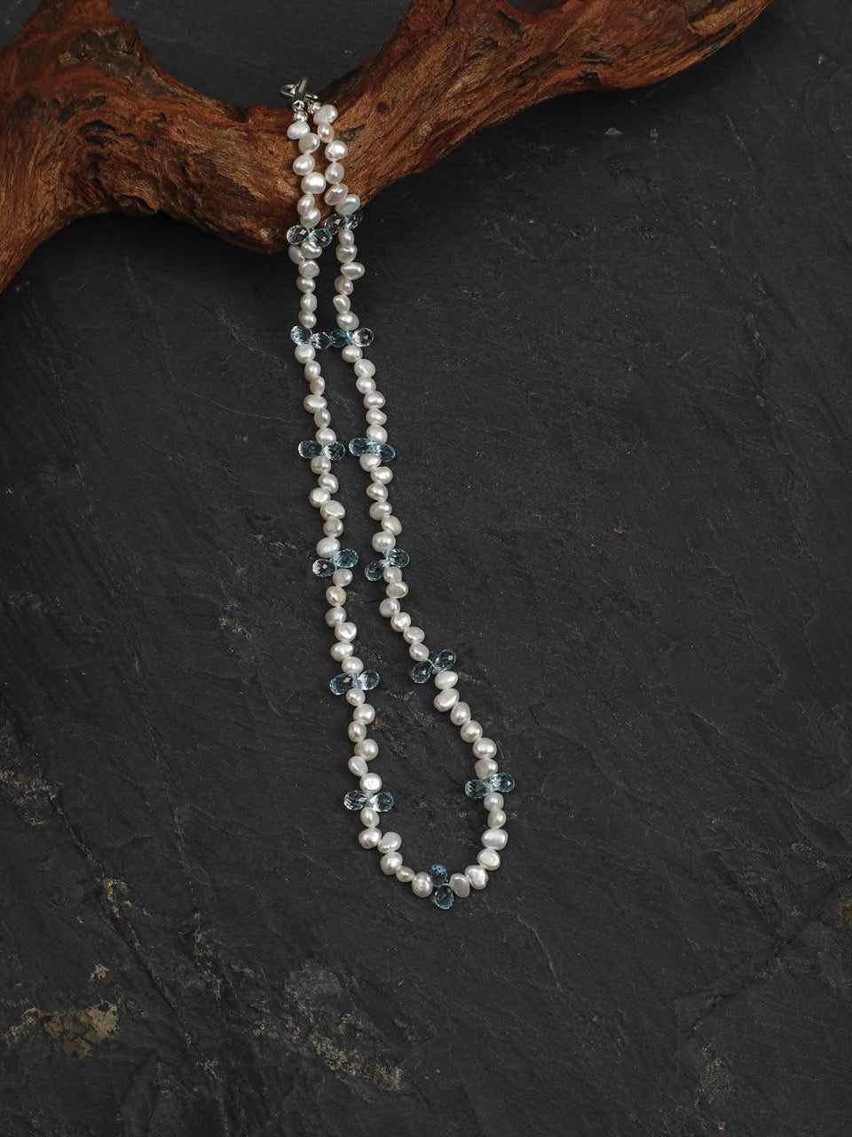 LUCENT TIDE · Blue Topaz & Pearl Necklace