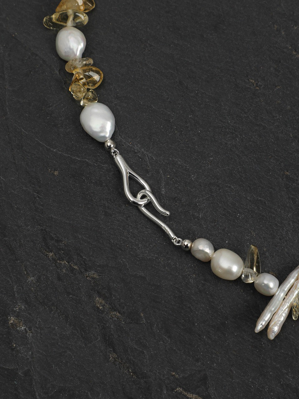 GOLDEN HARVEST · Citrine & Baroque Pearl Necklace