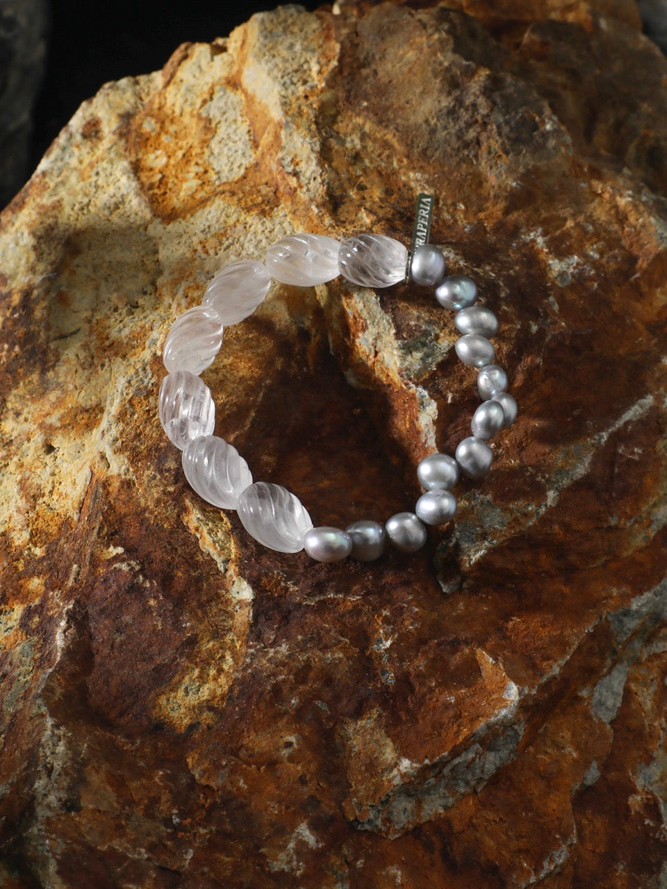 MISTY GLASS · Clear Quartz & Grey Pearl Bracelet