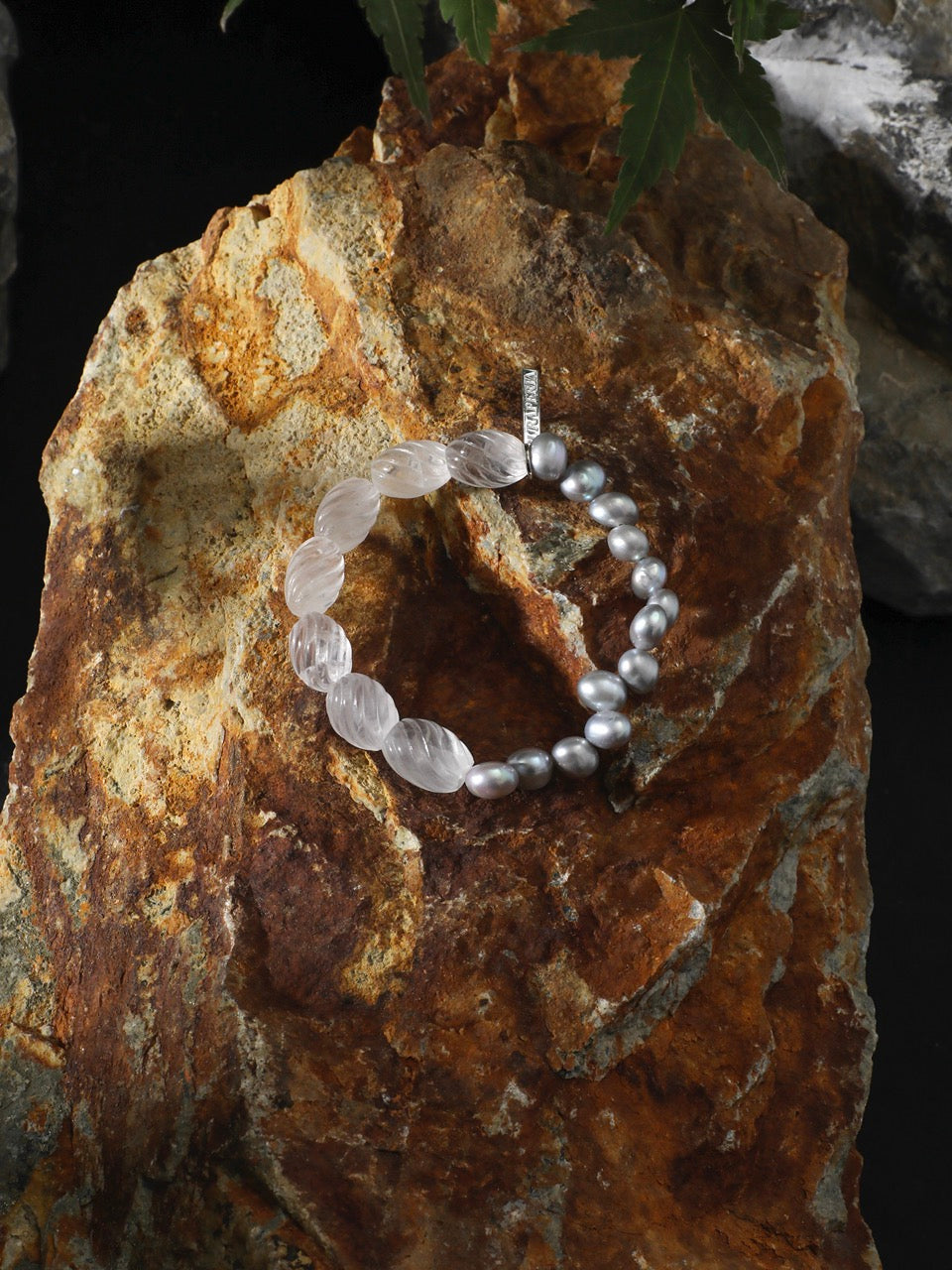 MISTY GLASS · Clear Quartz & Grey Pearl Bracelet