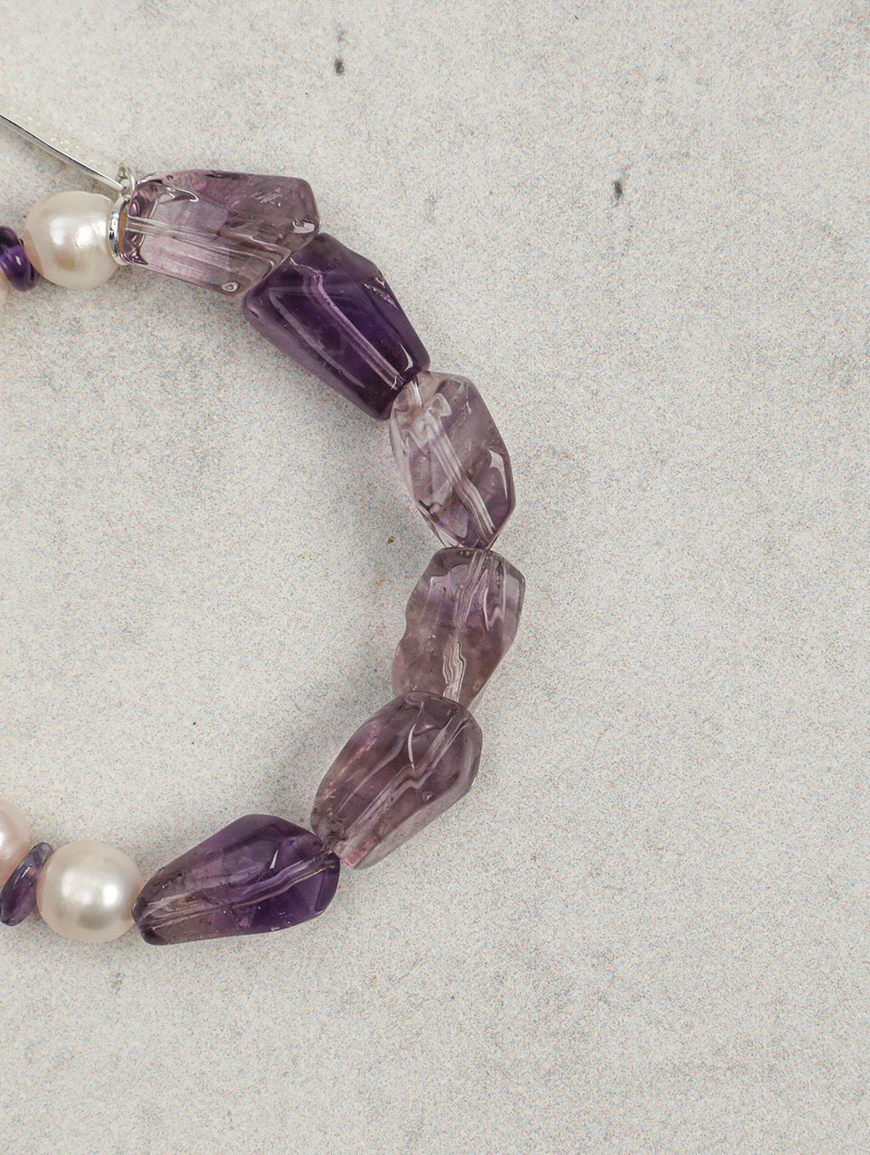 VIOLET DUST · Amethyst & Pearl Bracelet