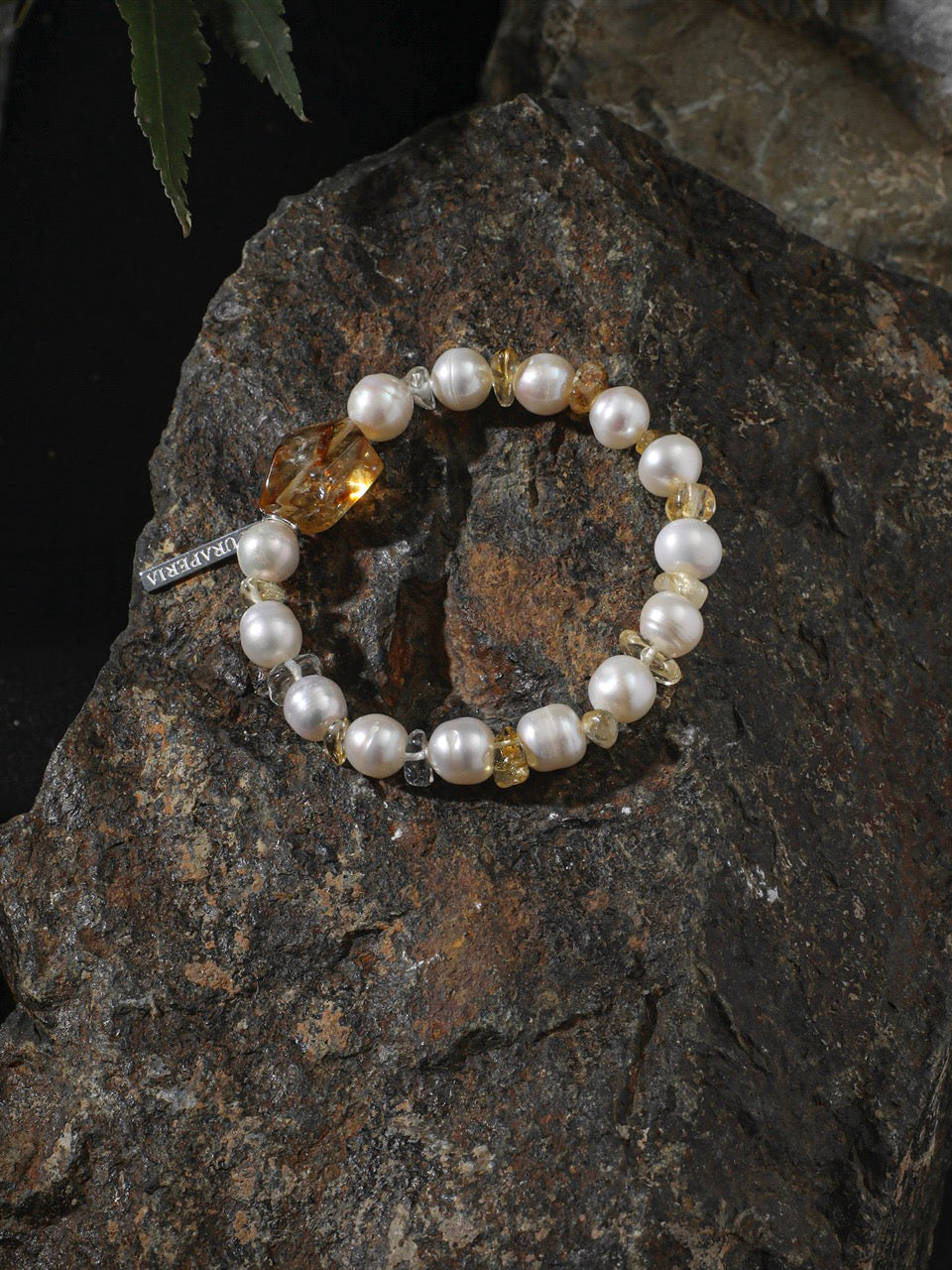 AMBER SCAR · Citrine & Pearl Bracelet
