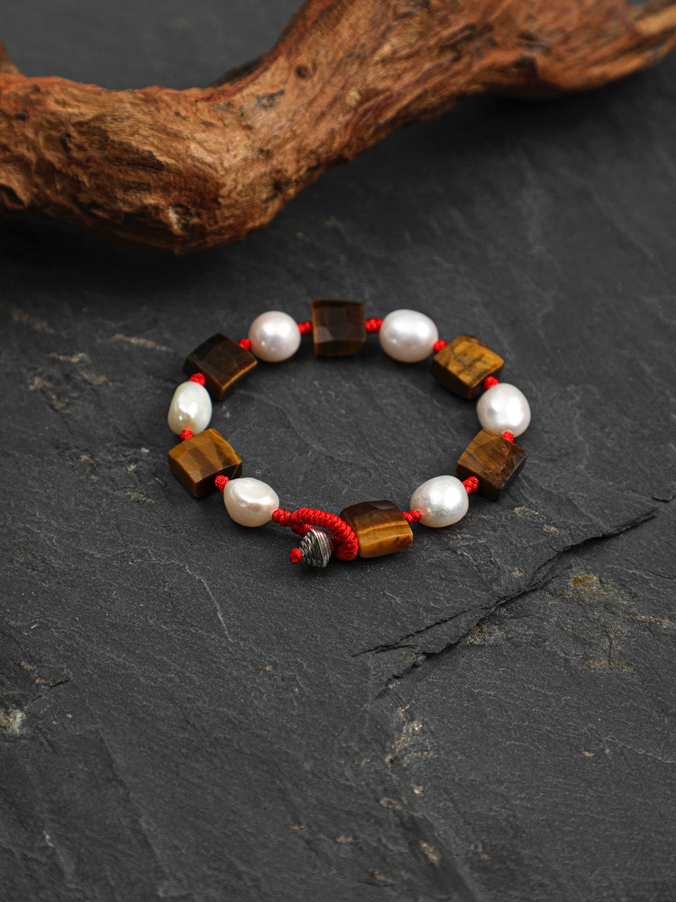 AMBER AXIS · Tiger's Eye & Pearl Bracelet