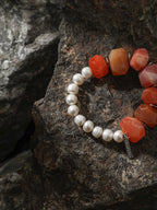 BLAZING VEIN · Red Agate & Pearl Bracelet