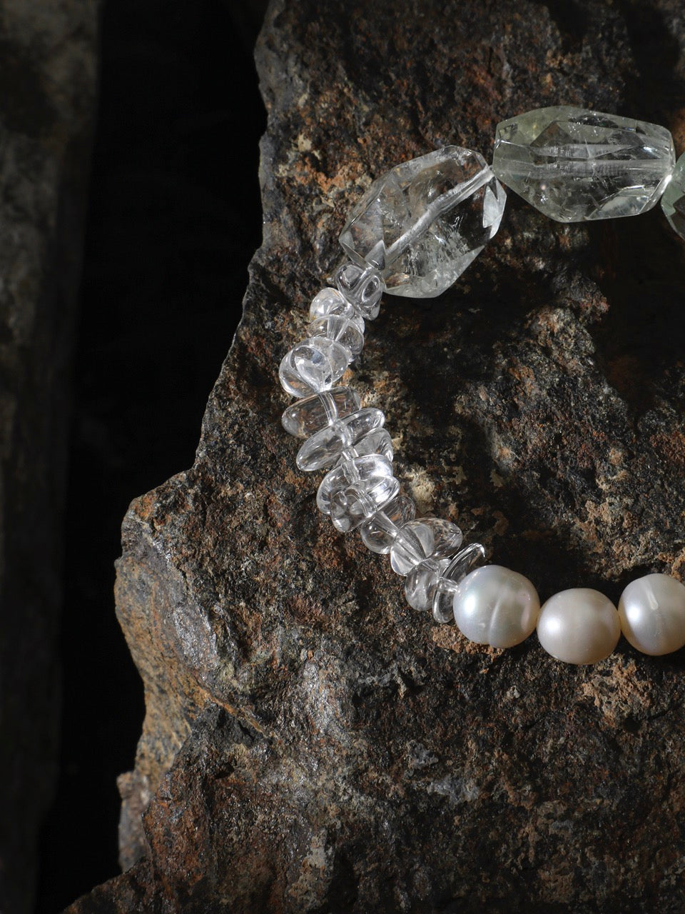 MOSS & ICE · Green Crystal & Pearl Bracelet