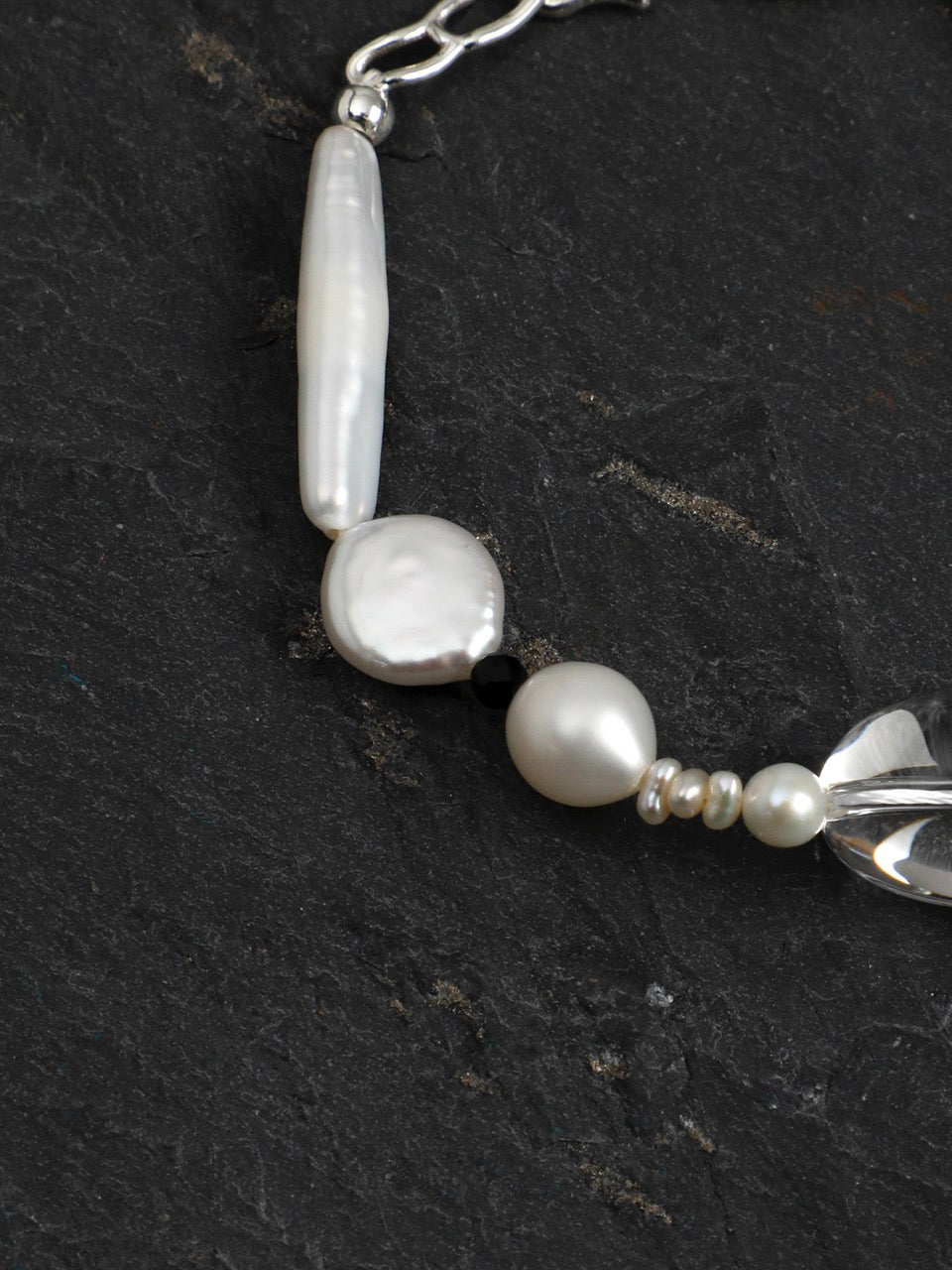 STARK WAVE · Clear Quartz & Pearl Bracelet