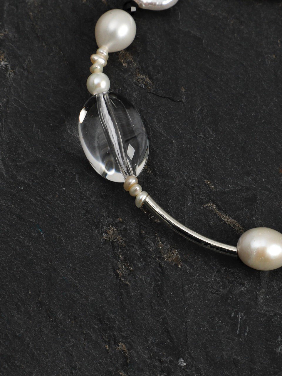 STARK WAVE · Clear Quartz & Pearl Bracelet