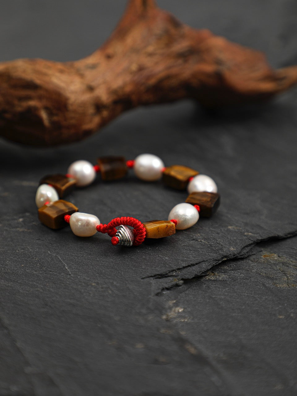 AMBER AXIS · Tiger's Eye & Pearl Bracelet