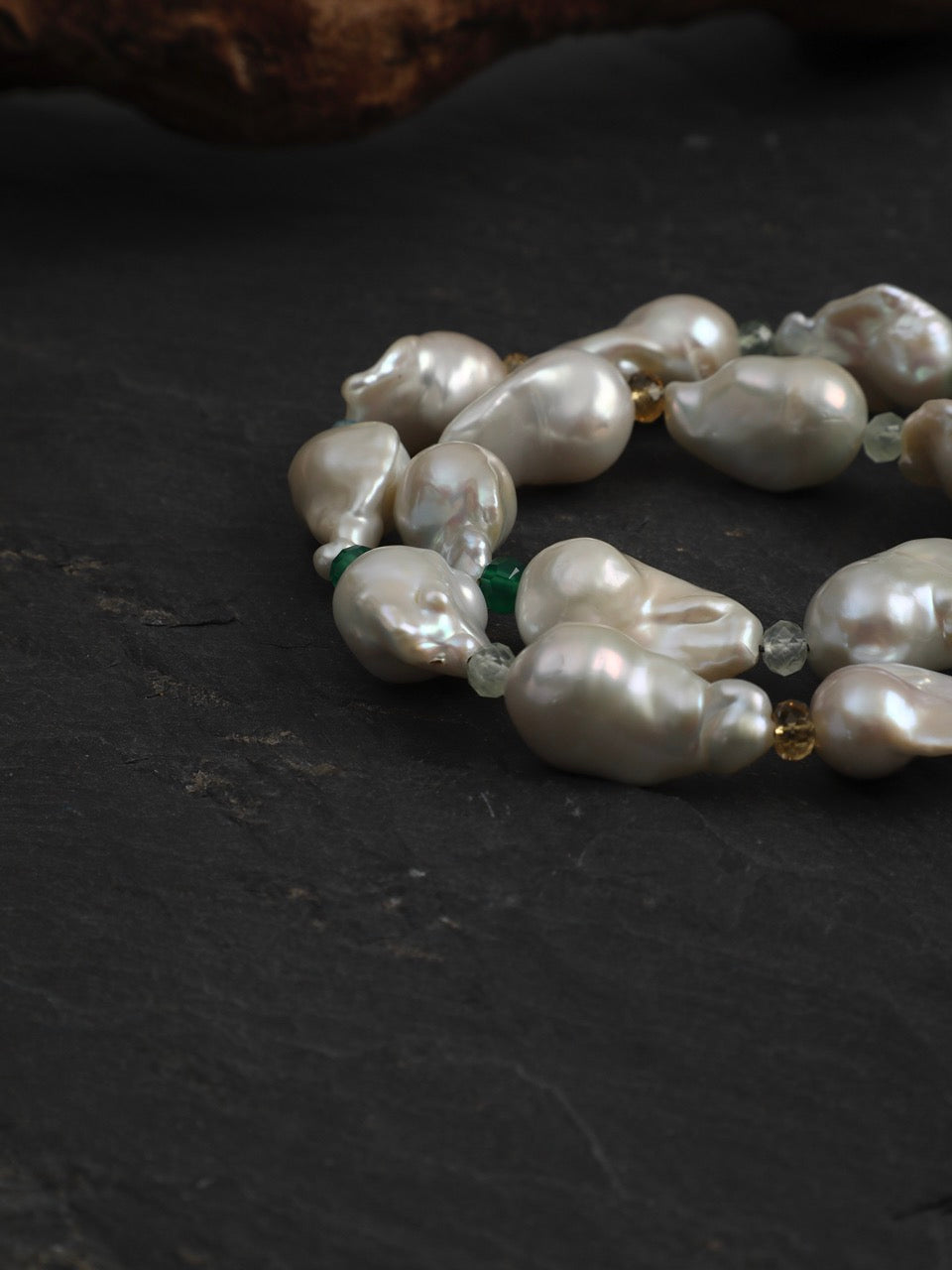 SPLENDID VINE · Multi-Stone Necklace