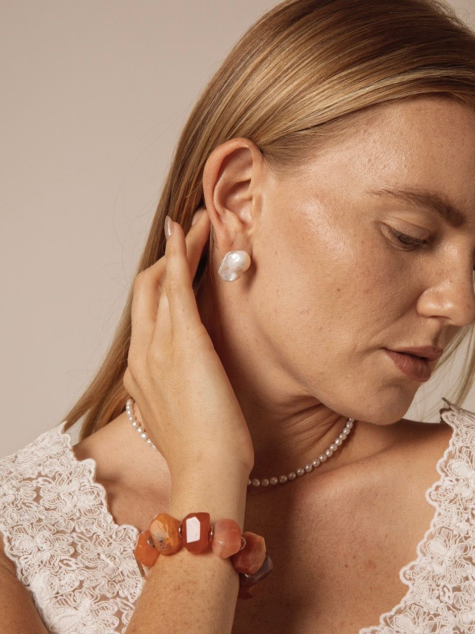 FISHTAIL TIDE · Baroque Pearl Stud Earrings
