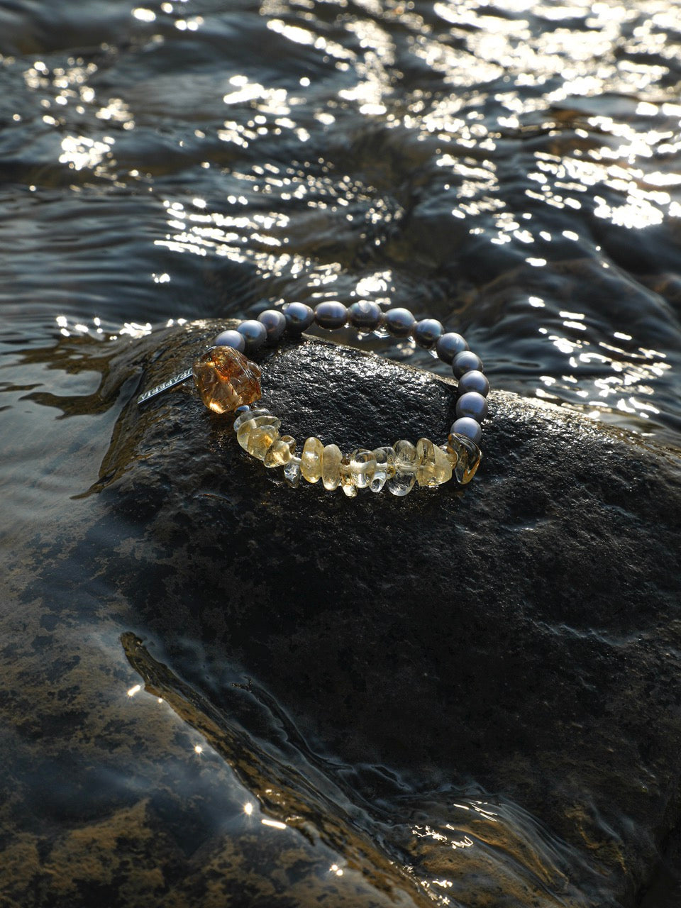 AMBER MIST GLOW · Citrine & Grey Pearl Bracelet