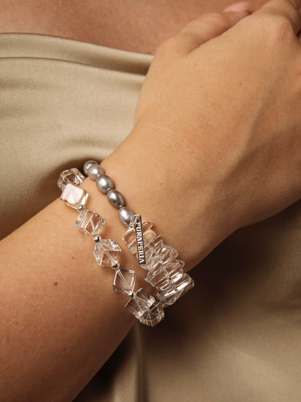 OPTIC GREY · Grey Pearl & Clear Quartz Bracelet